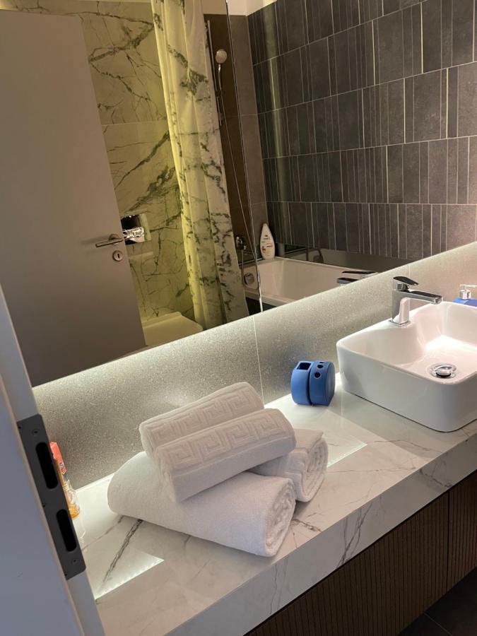 Mb Apartments 2 Brasov Bagian luar foto